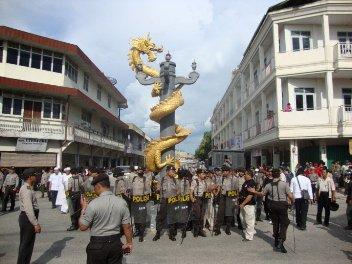 FPI Bantah Rumor, Insiden Kalteng Terkait Patung  Naga di Singkawang