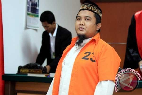 Nanang Divonis 5 Tahun Penjara Karena DItuduh Jadi Pelatih Merakit Bom