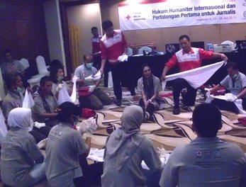 Pelatihan Hukum Humaniter & Pertolongan Pertama Bagi Wartawan     
