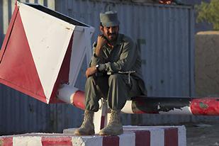 6 Prajurit Afghanistan Tewas Dalam Serangan Bom Taliban