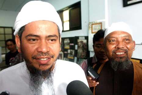 Ja'far Umar Thalib: Gugat Wahabi, Said Aqil Bermental Preman