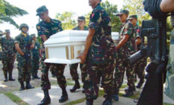 Satu Prajurit Filipina Tewas dan 3 Terluka saat Bentrok dengan Abu Sayyaf di Basilan