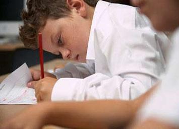 Cara Menenangkan Anak Saat Akan Menghadapi Ujian Sekolah