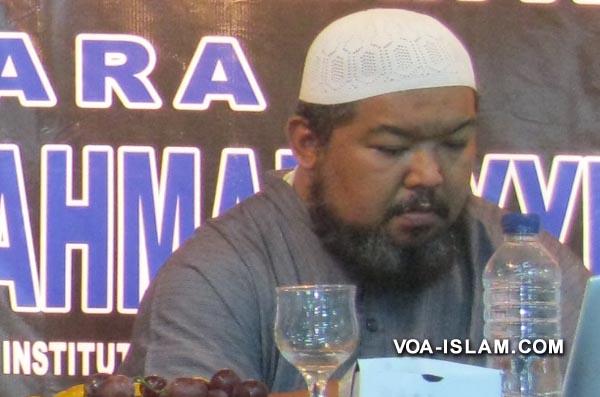 Imam Baidhowi Ulama Rujukan NU: Tak Berhukum Dengan Hukum Allah Kafir!