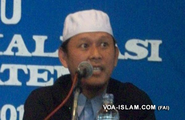 Ustadz Muin: Banyak Dosen UMS Terjangkit Pemikiran Orientalis