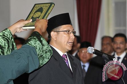 BREAKING NEWS: Wawancara Menteri Agama Lukman Hakim Soal Restui Aliran Baha'i