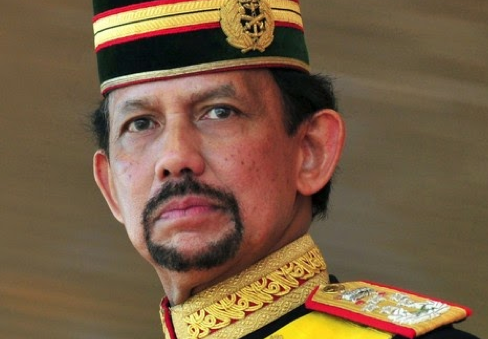 Berlakukan Hukum Rajam, Sultan Brunei Membuat Kaum Gay Ketakutan
