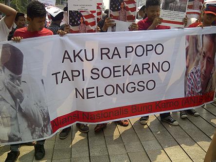 Dituding Jadi Antek AS, Jokowi Lecehkan Ajaran Bung Karno