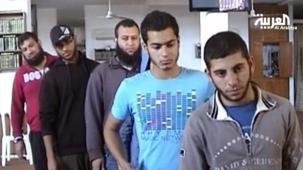 Pemuda Sunni Lebanon Menyambut Seruan Jihad Sheikh Asir