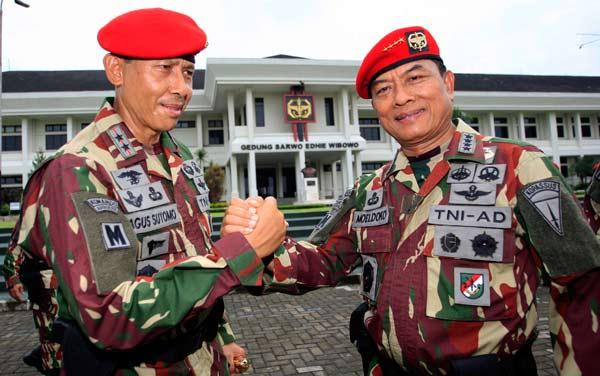 Perang Tim Sukses Jokowi-JK Dengan Jenderal Moeldoko