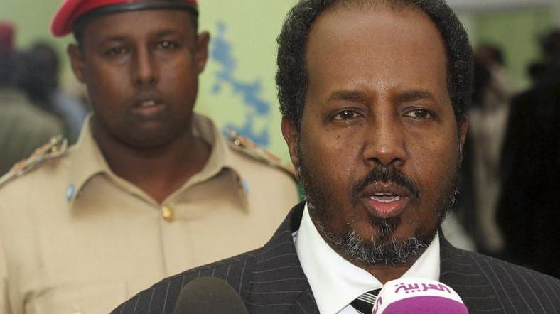 Presiden Somalia Sheikh Mohamad Selamat Dari Serangan Bom Mobil