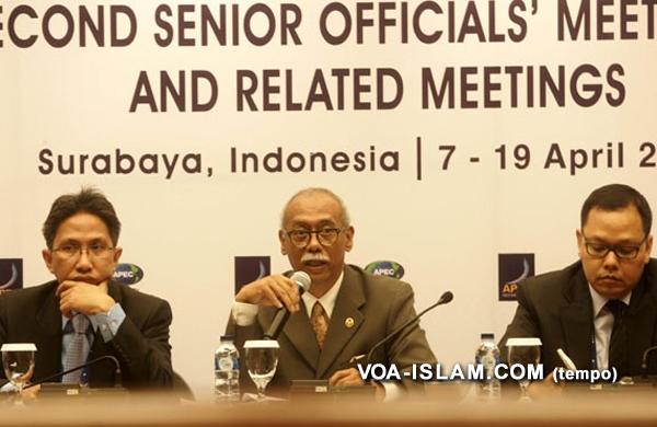 CIIA: Mengemis Investasi, Indonesia Jual Isu Terorisme di Forum APEC