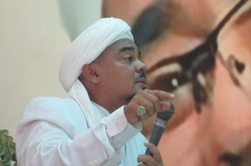 Imam Besar FPI, Habib Rizieq Shihab Siap Perangi Syiah Ghulat Rafidhah