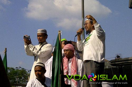 Pemerintah Indonesia Harus Pro Aktif Bantu Kaum Muslimin Rohingya