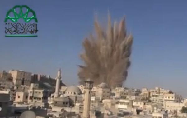 Video Mujahidin Jabhah Islamiyah Ledakkan Markas Polisi Assad dengan Bom Terowongan