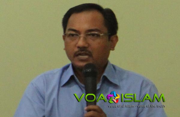 Nashir Abbas Kritik Ustadz Ba'asyir karena Didampingi TPM