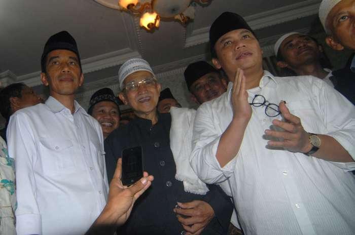 Ketua Dewan Syuro PKB KH Abdul Aziz Mansyur : Jokowi Akan Menyelamatkan Aqidah Umat