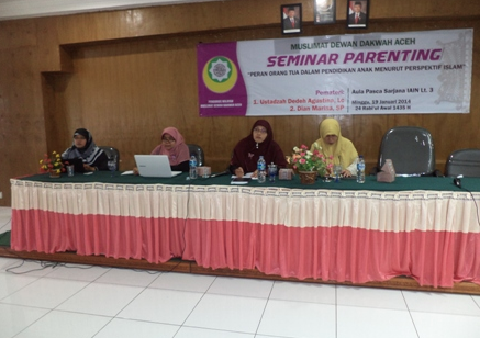 Muslimat Dewan Da'wah Aceh Laksanakan Seminar Parenting