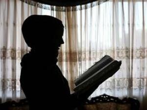 Muslimah Australia Menolak Kembali ke Kristen Ortodoks