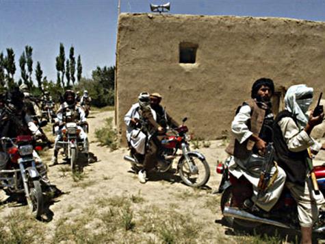 Pejuang Islam Cambuk dan Usir Ipar Mantan Gubernur Taliban yang Berzinah