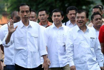Intruksikan Para Menteri Tolak Panggilan DPR, Jokowi Langgar Konstitusi