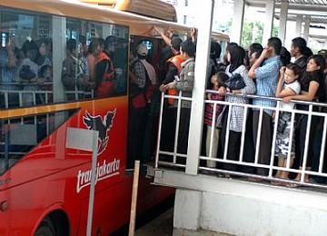 Busway Wanita, Cegah Pelecehan Seksual?