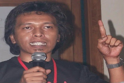 Adian Napitupulu Pembela Jokowi Ternyata Penipu & Aktivis Busuk