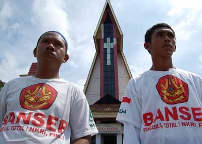 Lagi-lagi, Jelang Natal Banser Ansor Siap Jaga Gereja