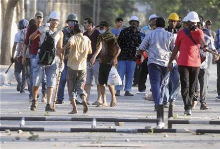11 Tewas dalam 2 Hari Bentrokan Antara Pendukung dan Penentang Mursi di Kairo