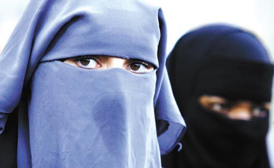 Meski Dikritik, Wanita Saudi ini Tetap Keukeuh Carikan Istri ke 2 Untuk Suaminya