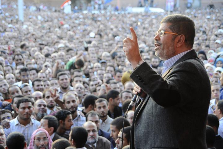 Presiden Mohammad Mursi Menghadapi Nasionalis Sekuler