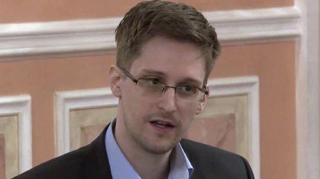 Tokoh Masyarakat Jerman Desak Berlin Beri Suaka kepada Edward Snowden