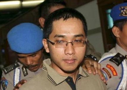 Fadli Sadama Tertangkap di Malaysia 