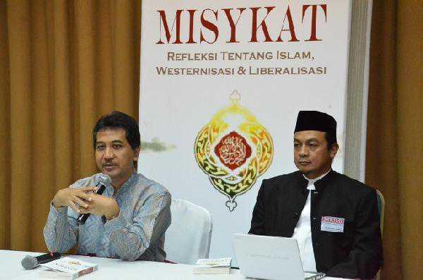 Bantahan Adian & Hamid Fahmy Terkait Statemen Wartawan Jakarta Post 