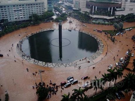 Apa Jadinya Jika Jantung Ibu Kota Jakarta Masih Lumpuh Karena Banjir?