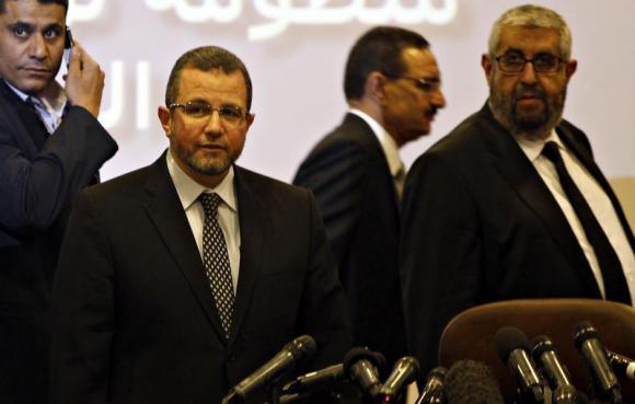 Mesir Tangkap Hisham Qandil Mantan Perdana Menteri  Era Mursi