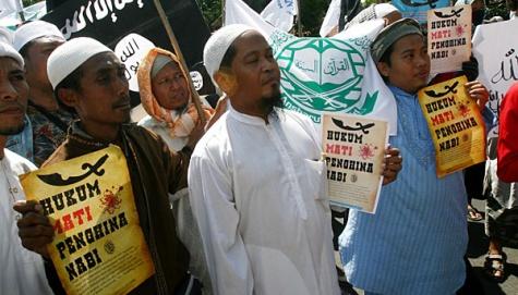 Umat Islam di Surabaya Serukan Pemutusan Hubungan Diplomatik Amerika  