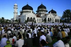 Aceh : Penerapan Syariah Islam Non-Muslim Dihukum Rajam
