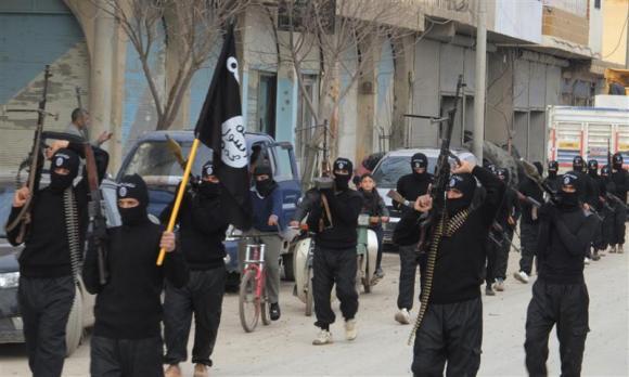 SOHR: ISIS Rebut Kendali Kota Kaya Minyak Deir Al-Zor dari Kelompok Saingan