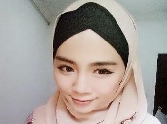 Model Playboy: Jilbab Membebaskan Saya