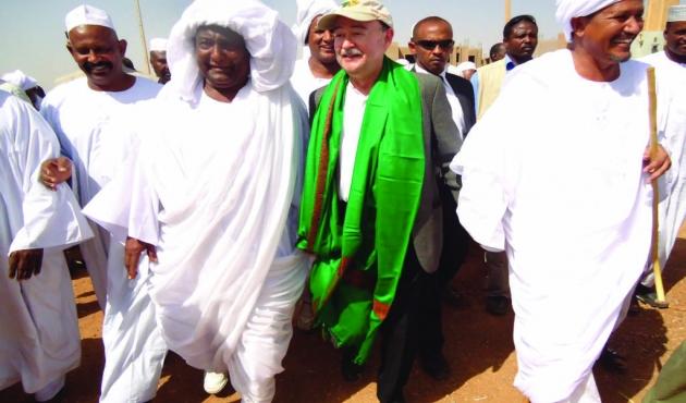 Mengapa Pejabat Wakil AS di Sudan yang Masuk Islam Diancam Pecat?