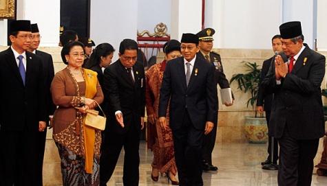 Gelar Pahlawan Soekarno Sebagai Upaya Rujuk SBY-Mega?