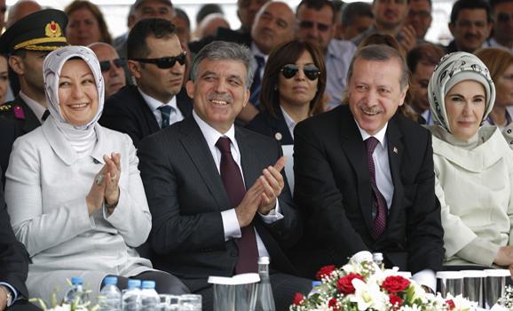 Erdogan, Hijab, dan Generasi Baru AKP di Turki