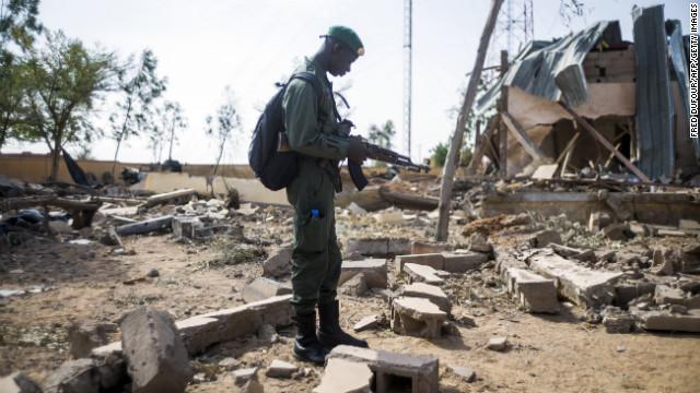 Ratusan Pejuang Islam Mali Gugur Akibat Serangan Pasukan Perancis