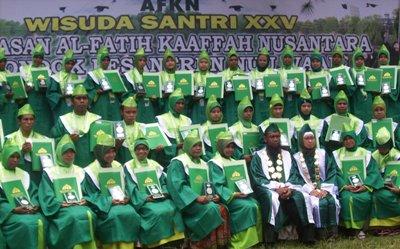 Menanti Kejayaan Islam di Nuuwar Melalui Program Beasiswa Pendidikan