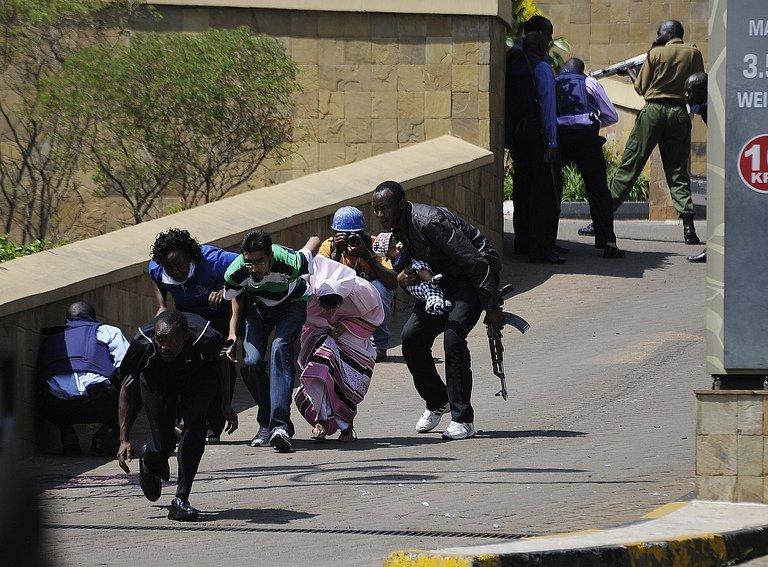 Pasukan Israel Bantu Pasukan Kenya Lawan Pejuang Al-Shabaab di Mal Nairobi
