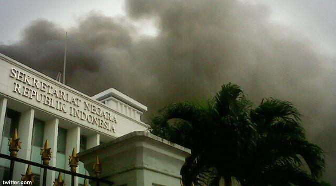 Jelang Kudeta? Setneg Ludes Terbakar, SBY dan Pejabat Panik