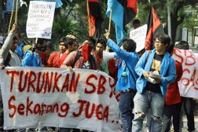 Indonesia Mendakwa:  SBY Digugat, 