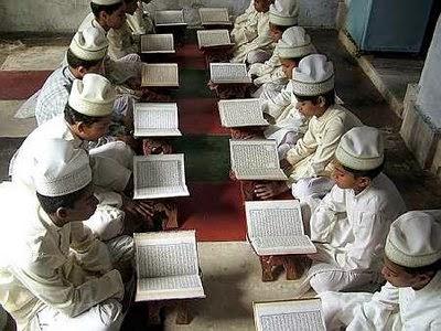 Pemerintah Aceh Mendorong Generasi Muda Menghafal al-Qur'an