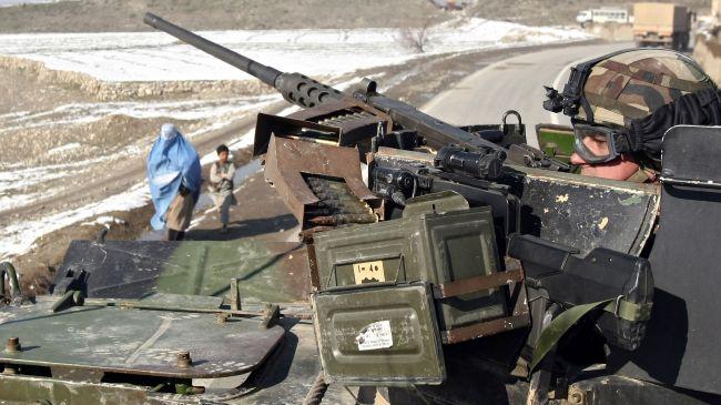 Seorang Bocah Afgahanistan Tewas Ditabrak Tank NATO di Helmand